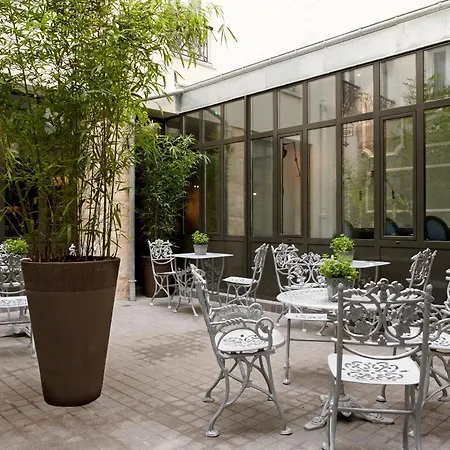 Hotel Mademoiselle 4*
