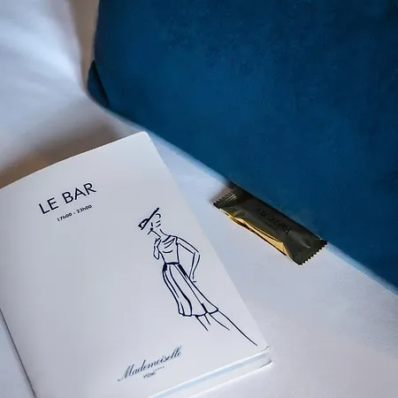 Hotel Mademoiselle Paris