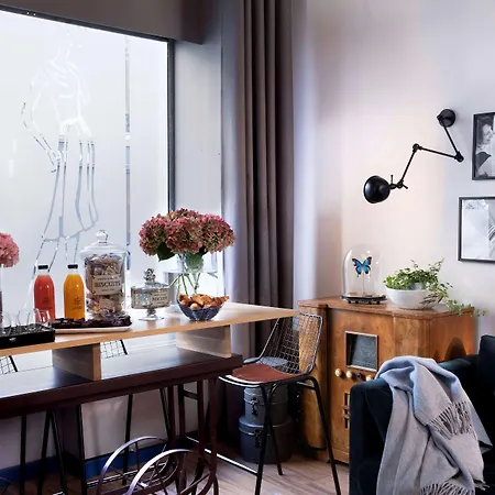 Mademoiselle Hotel 4*