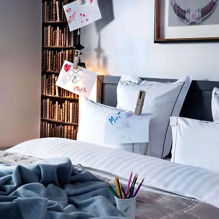 Hotel Mademoiselle 4*