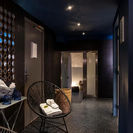 Mademoiselle Hotel 4*