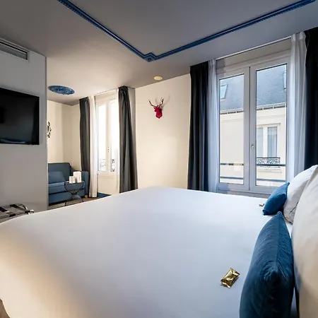 Mademoiselle Hotel Paris