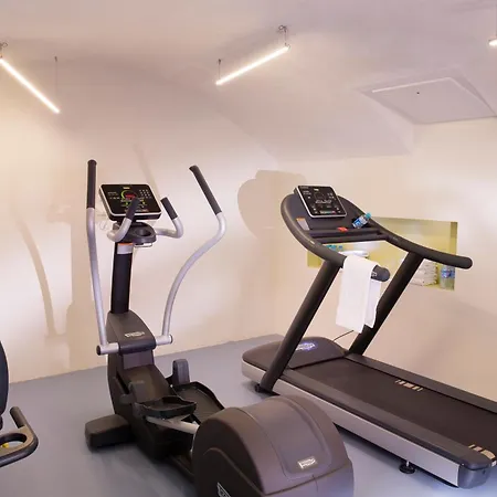 Hotel Mademoiselle Paris