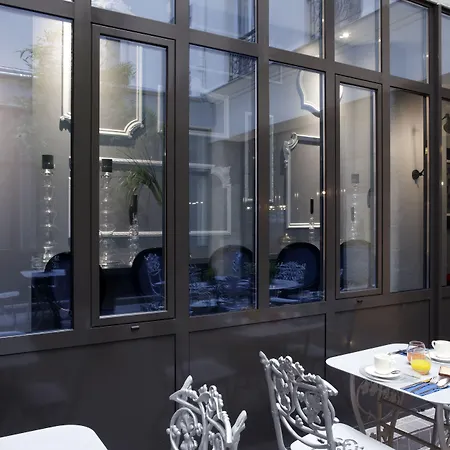 Hotel Mademoiselle 4*