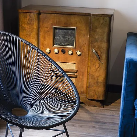 Hotel Mademoiselle 4*