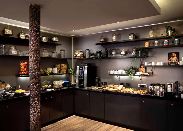 Mademoiselle Hotel Paris