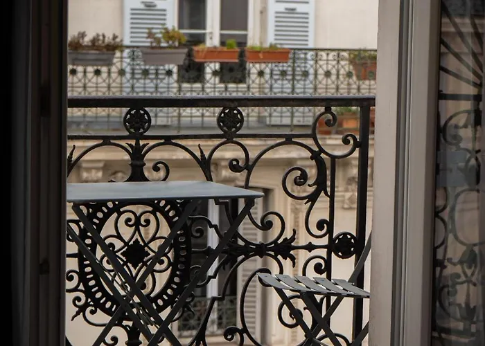 Mademoiselle 4* Paris