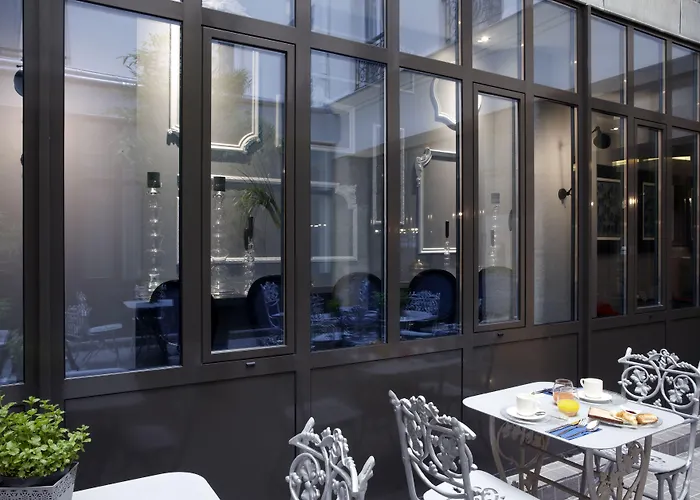 Hotel Mademoiselle 4*