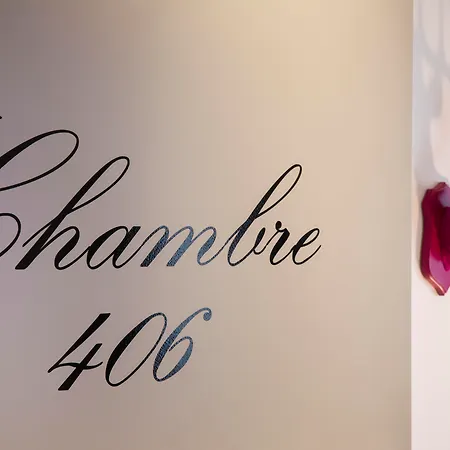 Отель Mademoiselle 4*